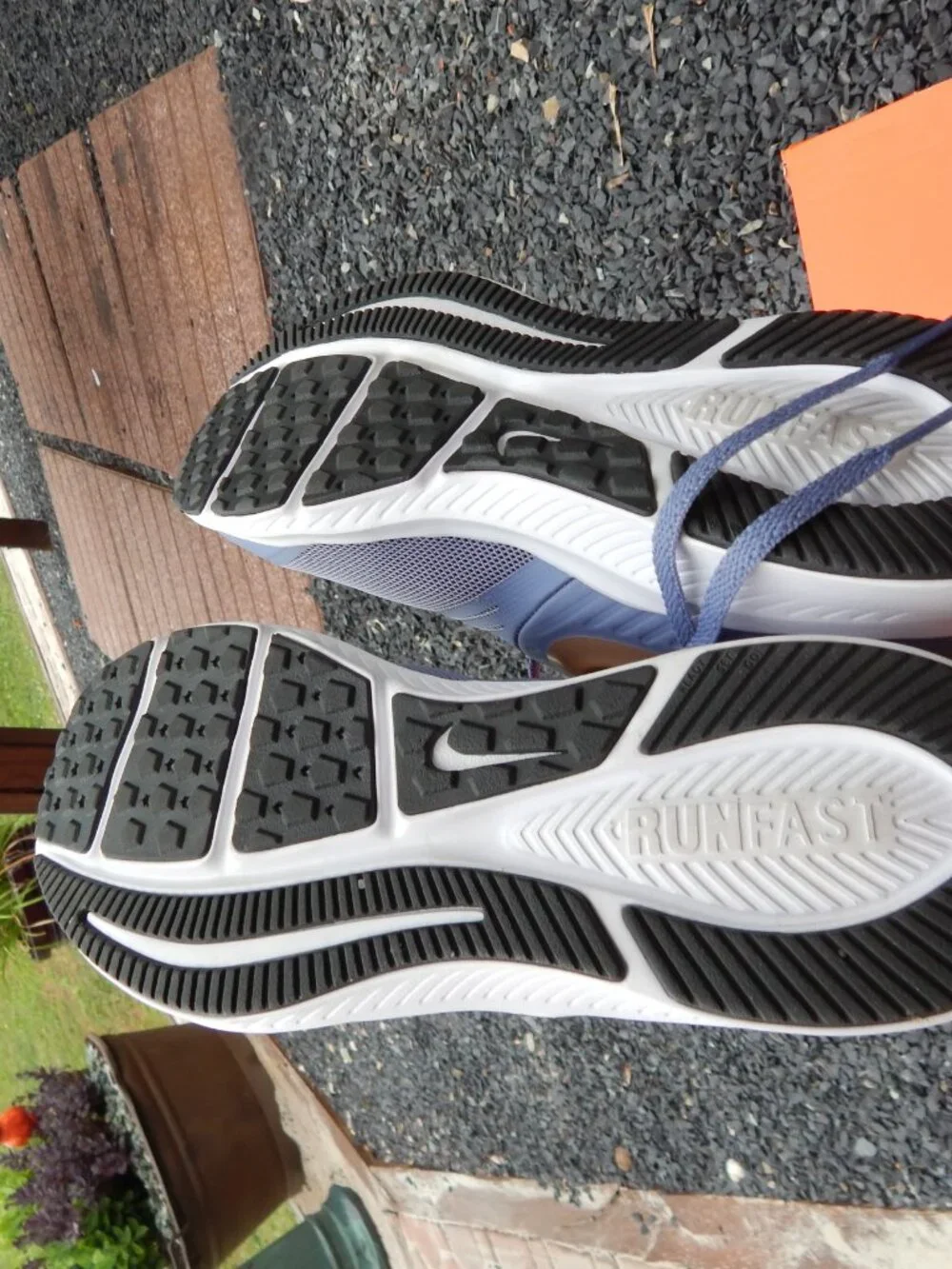 Nike Star Runner 2 GS Kids Running Shoes Indigo Size 5Y Big Kid Never Worn